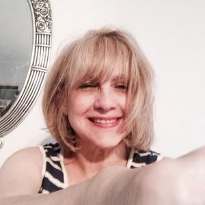 Meet your Posher, Michele